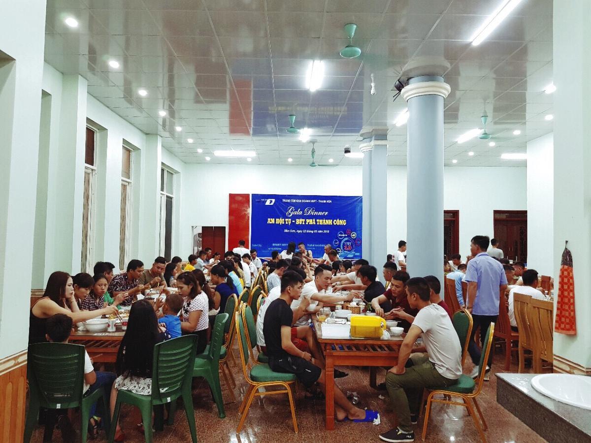 Khach San Ho Guom Hotel Sam Son Buitenkant foto